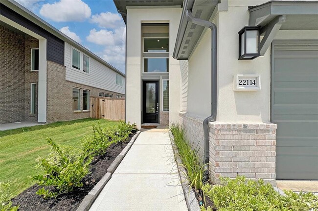 Foto del edificio - 22114 Paula Bluff Ln