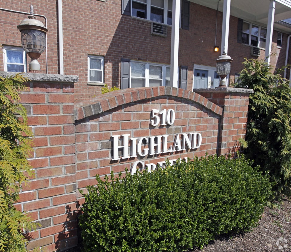 Highland Green Apartments Avenel, NJ