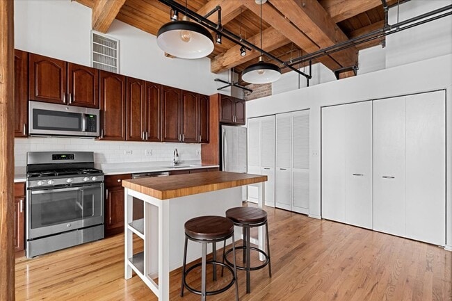 Foto del edificio - 625 W Jackson Blvd