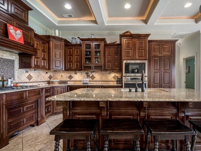 Foto del edificio - 3407 NW Edgewood Ave