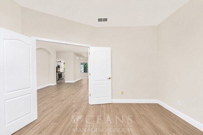 Foto del edificio - 3 Bedroom Home in Ormond Lakes