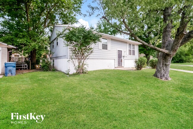 Foto del edificio - 3820 N Lawndale Ave