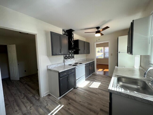 Building Photo - 2073 Osceola Ct ~ Rose Hill Park