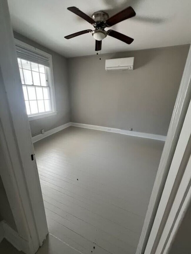 Photo - 2 bedroom Carytown Cottage House