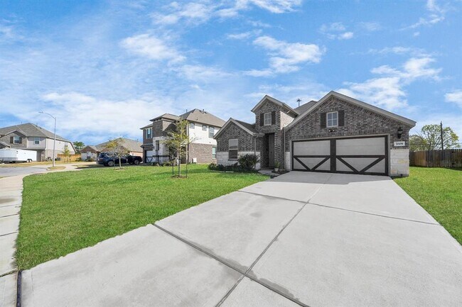 Building Photo - 7009 Terra Ln