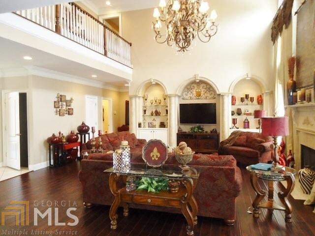 Building Photo - 124 Glen Eagle Way