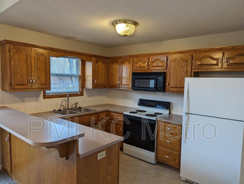 3530 NW 71st Terrace, Kansas City, MO 64151 Condo for Rent in Kansas