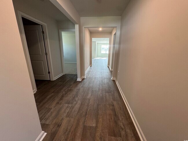 Building Photo - 403 Acosta Cir