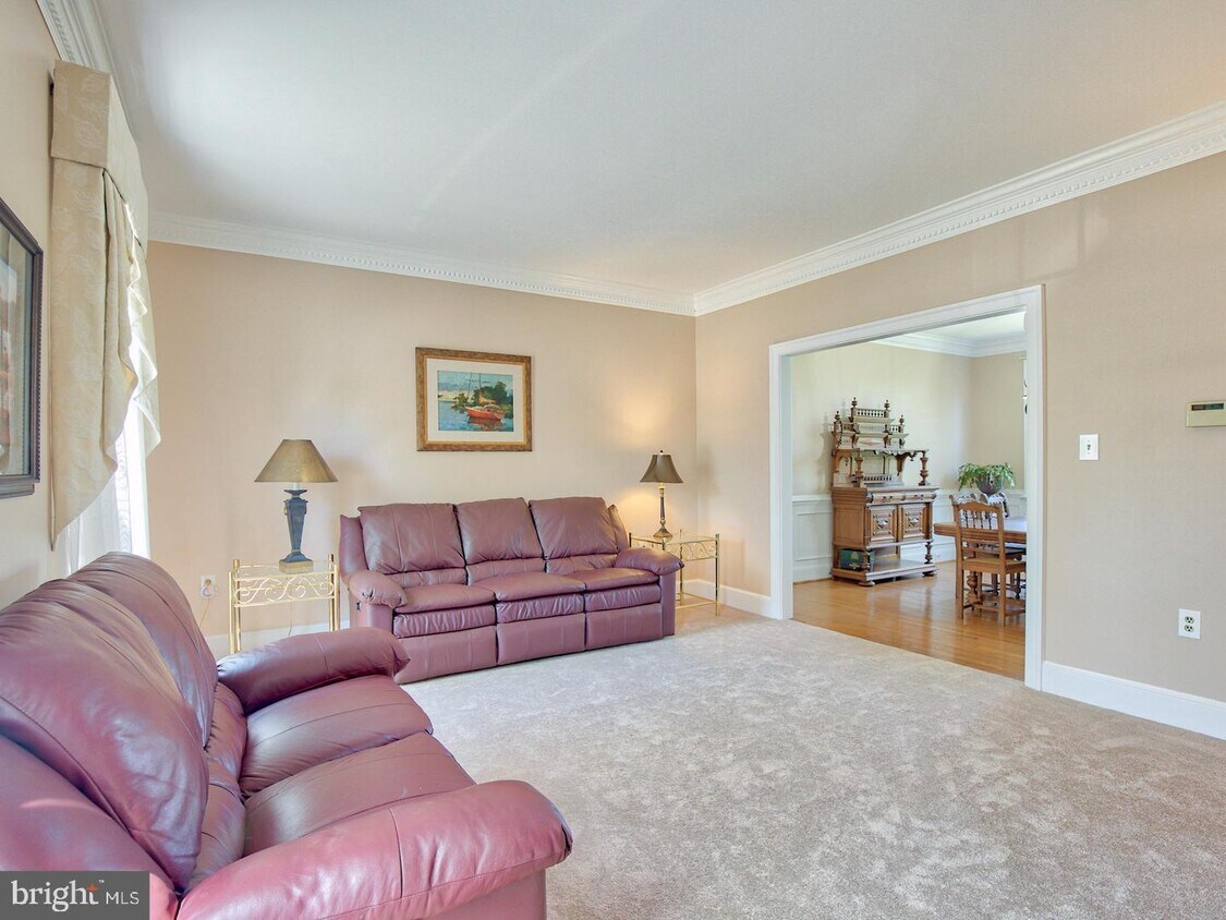 Primary Photo - 20594 Broadnax Pl