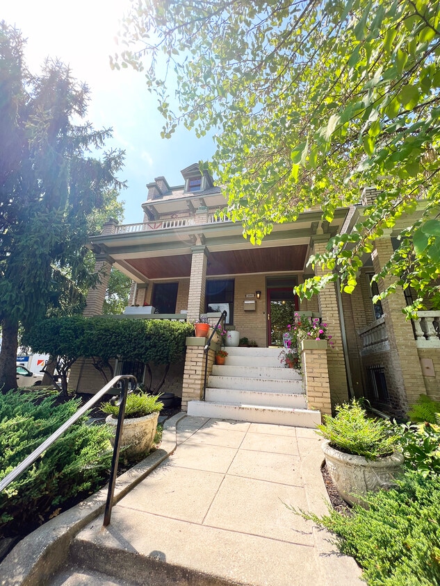 Primary Photo - 3648 Park Pl NW