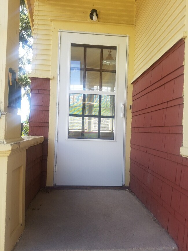 Foto del edificio - 410 W 28th St