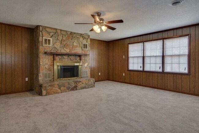 Building Photo - 3009 Griffis Ct