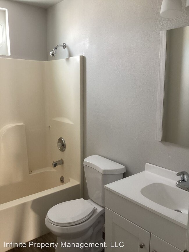 Building Photo - 3 br, 2 bath House - 108 11th Street, Unit A