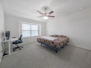 Building Photo - 27939 Western Crk Ct