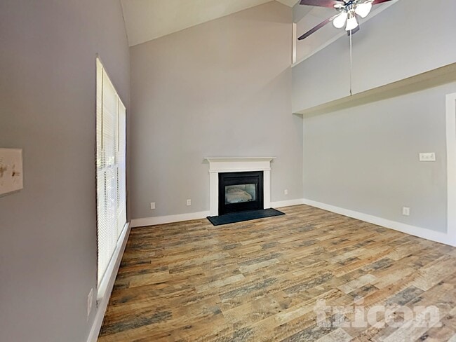 Building Photo - 7428 Autumn Trail