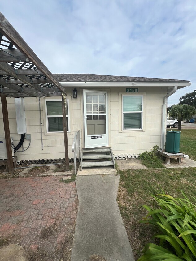 Foto principal - 315 Timothy St