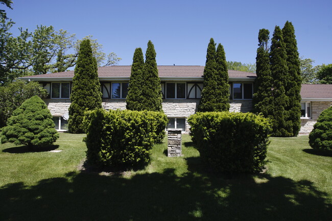 Foto del edificio - 100 Cardinal Ln