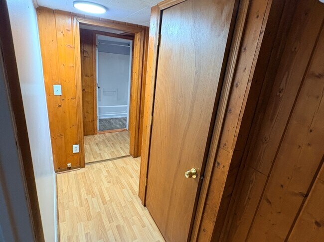 Foto del edificio - 3305 N Holdridge Ave