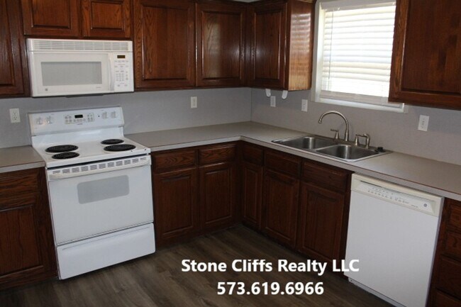 Foto del edificio - 185 Hickory Ln