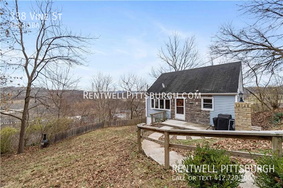 Foto principal - 4 Bedroom Home in Clairton