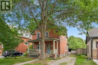 Building Photo - 46 Pequegnat Ave