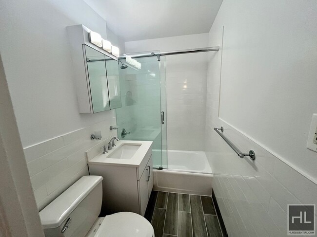 Building Photo - WEST 22 STREET