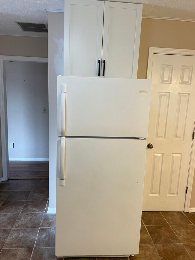 Foto del edificio - 1337 S Hickory Grove Ln