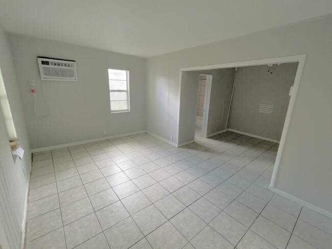 Foto del edificio - 625 Citrus St
