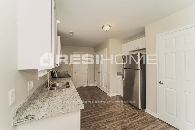 Building Photo - 2821 Reid Meadows Dr
