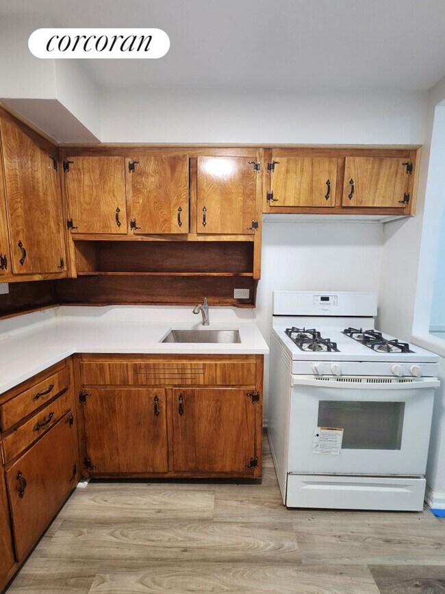 Foto del edificio - 197 E 56th St