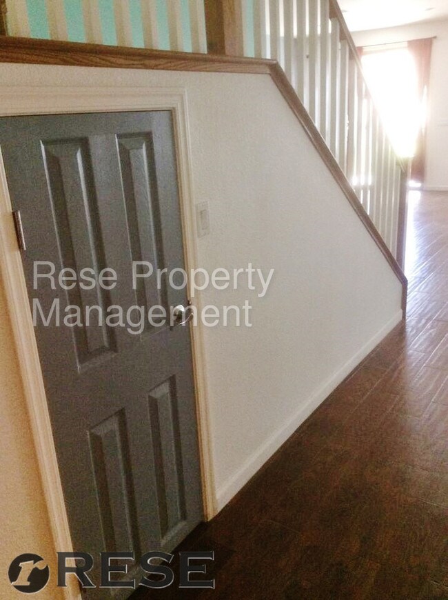 Building Photo - 3940 Fuselier Dr