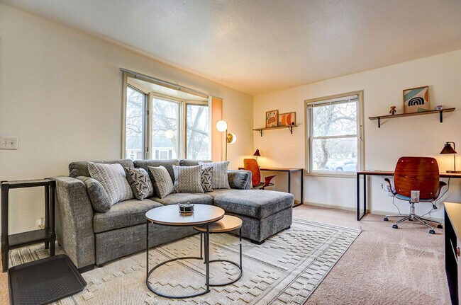 Foto del edificio - 5123 University Ave