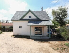 Building Photo - 1825 11th Ave