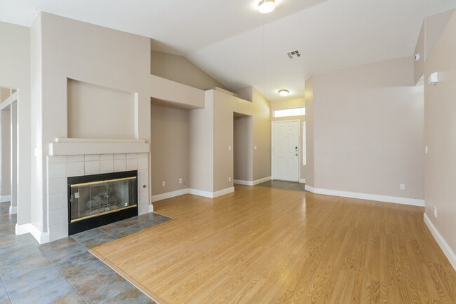 Foto del edificio - 9099 Lava Bluff Ct