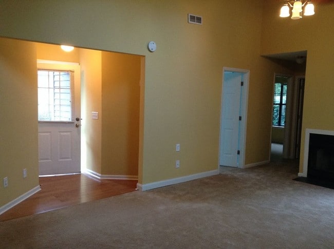 Building Photo - SOUTHWOOD