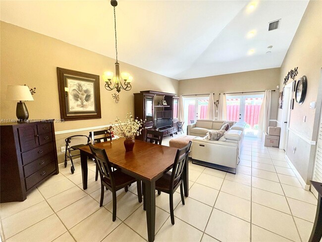 Foto del edificio - 10213 SW 162nd Ct