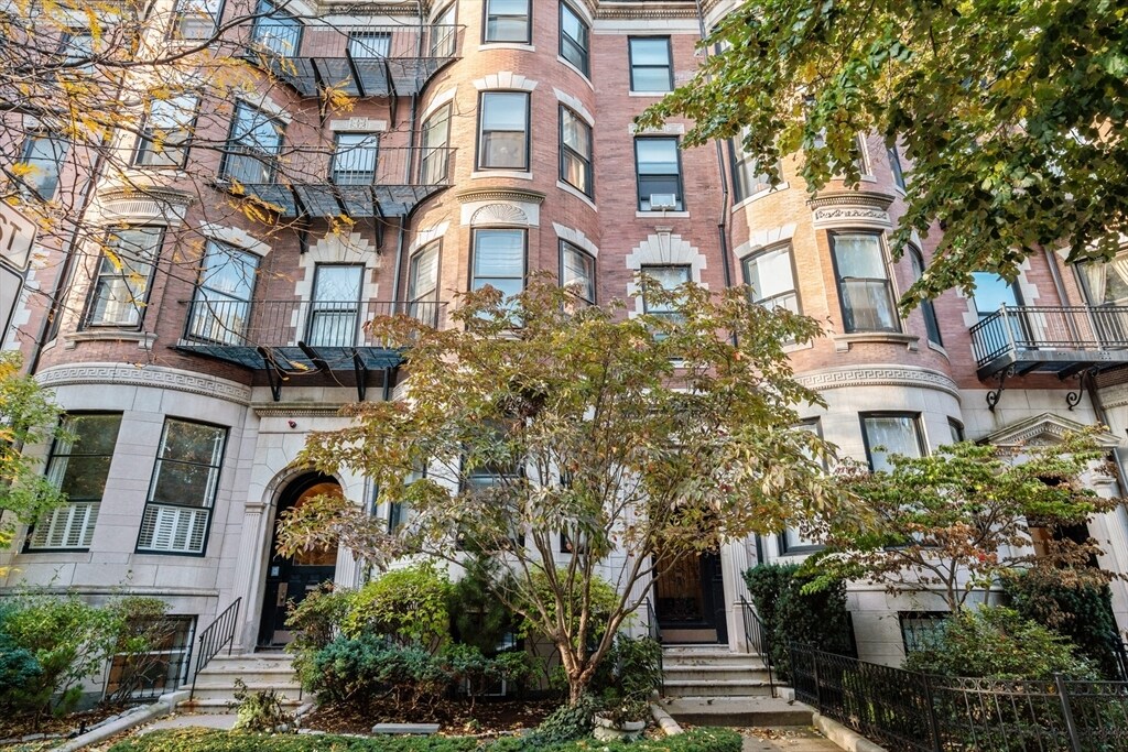Foto principal - 486 Beacon St