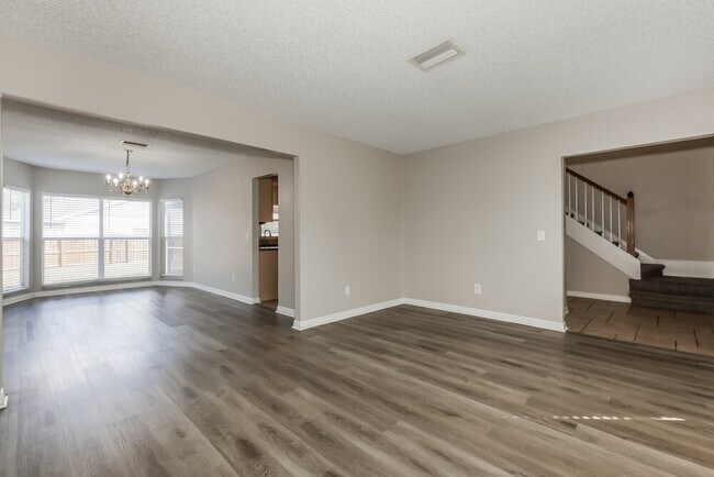 Foto del edificio - 2601 Berryvine Pl