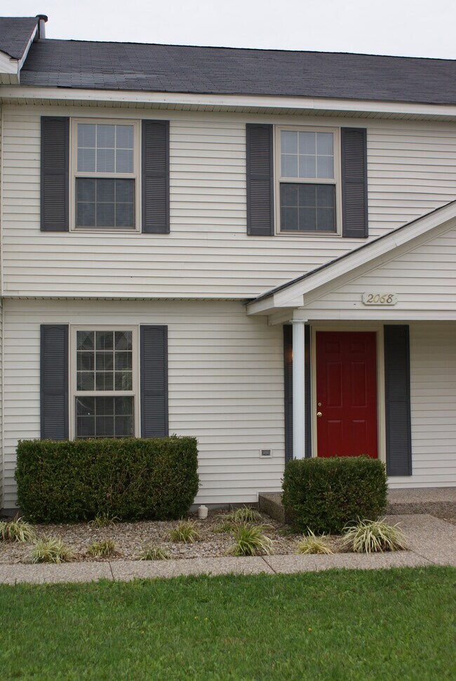 Building Photo - 2068 Leland Dr