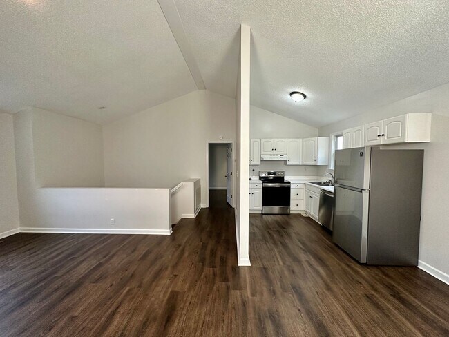 Foto del edificio - 205 Copper Hill Dr
