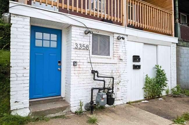 Building Photo - 3358 Ridgway St