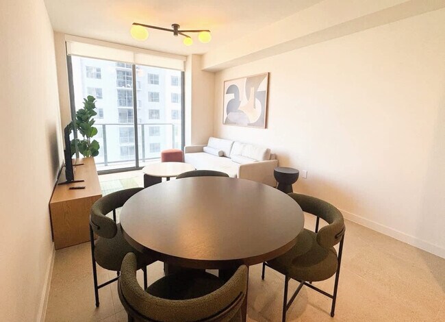 Foto del edificio - 11 NE 6th St