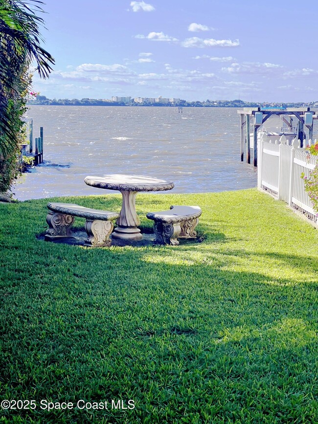 Building Photo - 150 Sandy Shoes Dr