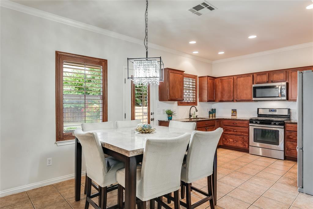 Foto principal - 2501 Alexander Ct