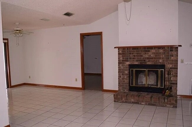 Foto del edificio - 702 Leeward Dr