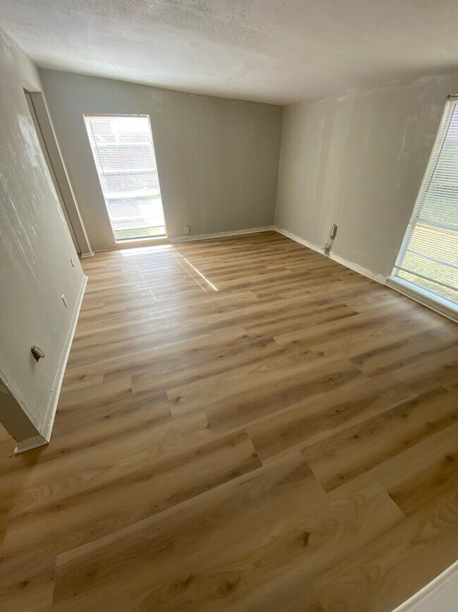 Foto del edificio - 2942 Heritage Colony Dr