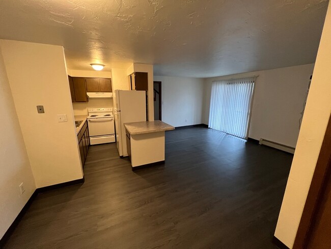 Foto del edificio - 2760 Humboldt Rd