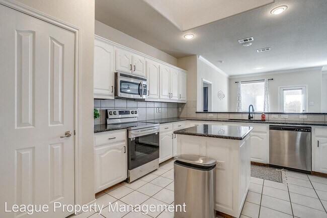 Foto del edificio - 3 br, 2 bath House - 2008 Frosted Willow Lane