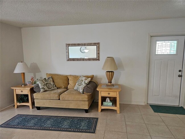 Building Photo - 304 Grayston Pl