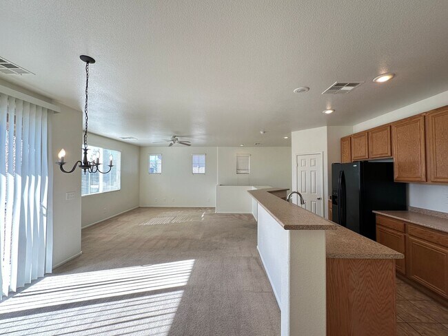 Foto del edificio - Tripoly AT WARM SPRINGS SOUTH